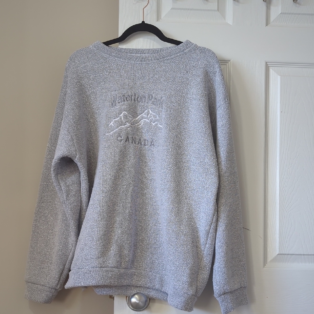 Vintage Waterton Park Canada Sweatshirt